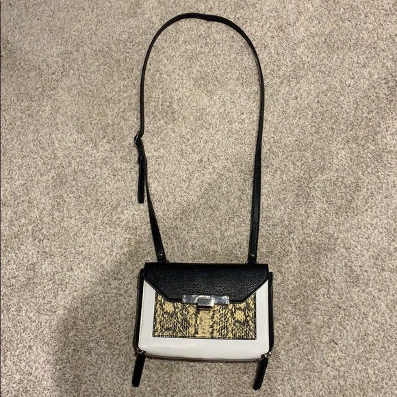 ‼️NINE WEST Purse 👜 - Picture 3 of 6